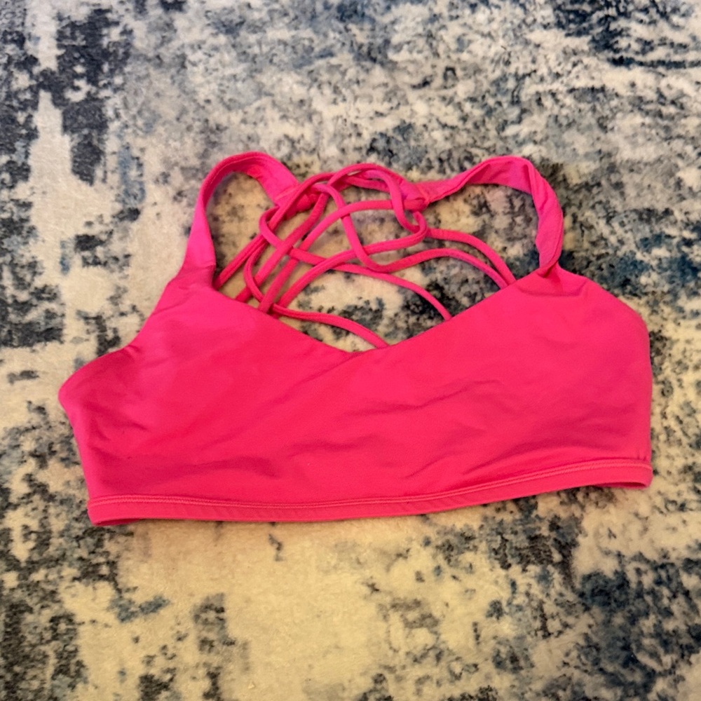 Lululemon sports bra